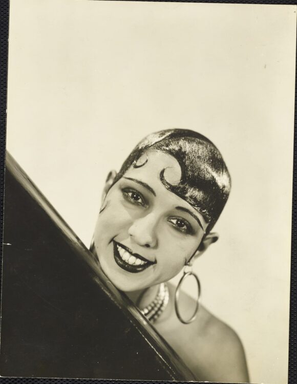 GEORGE HOYNINGEN-HUENE, Josephine Baker, 1927, Va