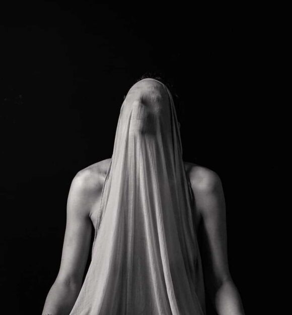 © Louise Almar