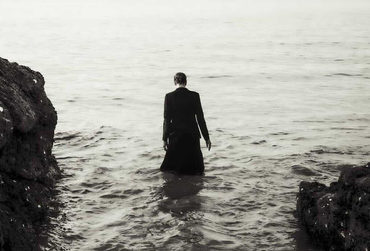 © Louise Almar