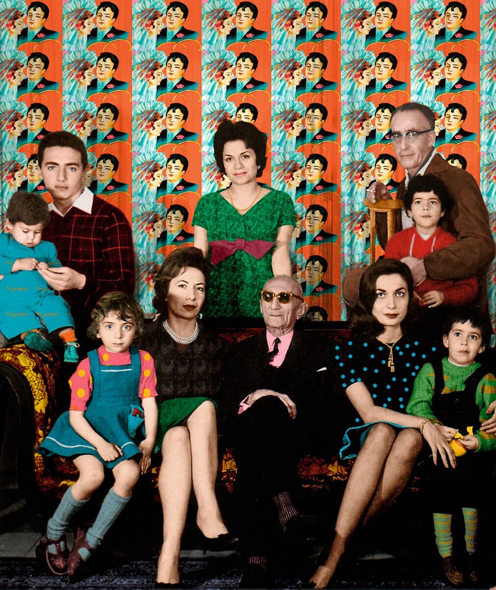 Série Actualisation d’un album de famille, 2004 © Malekeh Nayiny